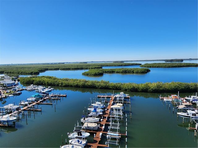 5159 N Highway A1a None 514, North Hutchinson Island, FL 34949