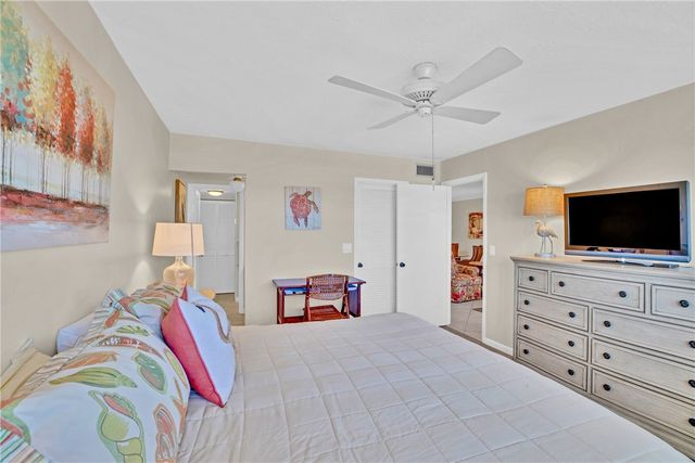 5159 N Highway A1a None 514, North Hutchinson Island, FL 34949