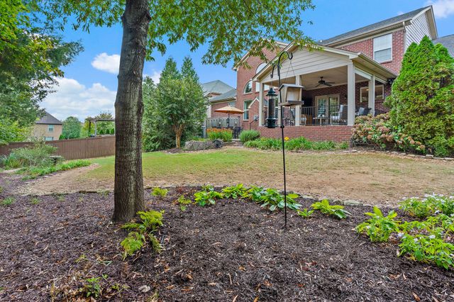 8817 Ivy Mount Ln, Nolensville, TN 37135