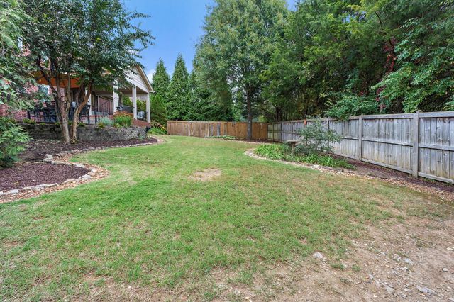 8817 Ivy Mount Ln, Nolensville, TN 37135