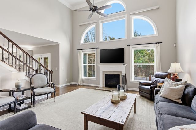 8817 Ivy Mount Ln, Nolensville, TN 37135