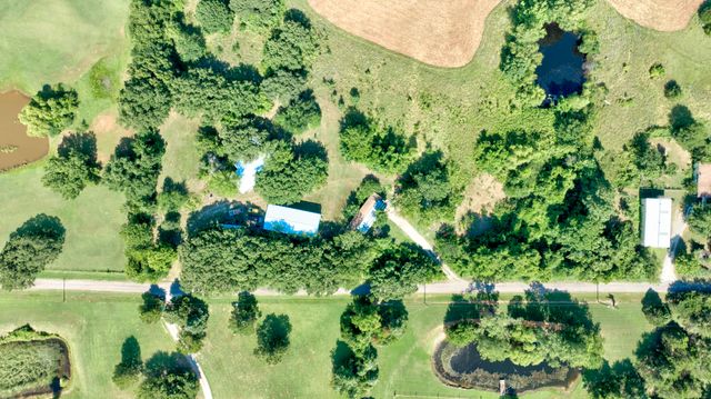 86 Easy Street, Whitesboro, TX 76273