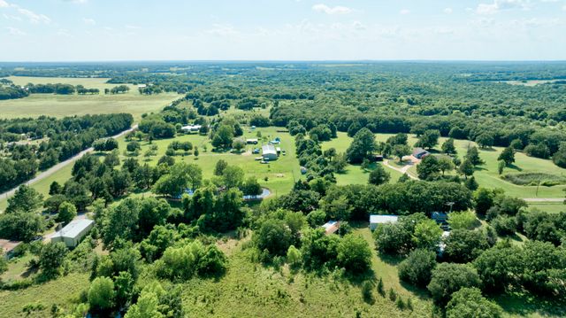 86 Easy Street, Whitesboro, TX 76273