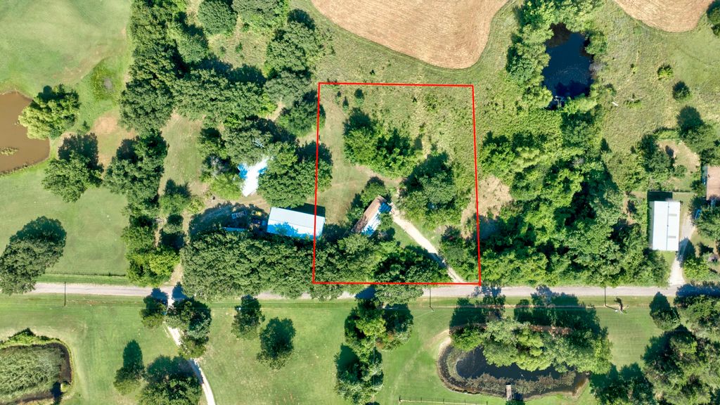 86 Easy Street, Whitesboro, TX 76273