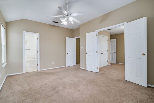 211 Ray Creek Drive, Longview, TX 75605