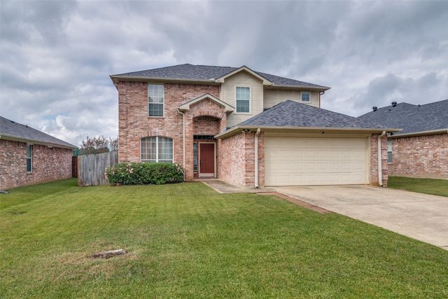 211 Ray Creek Drive, Longview, TX 75605