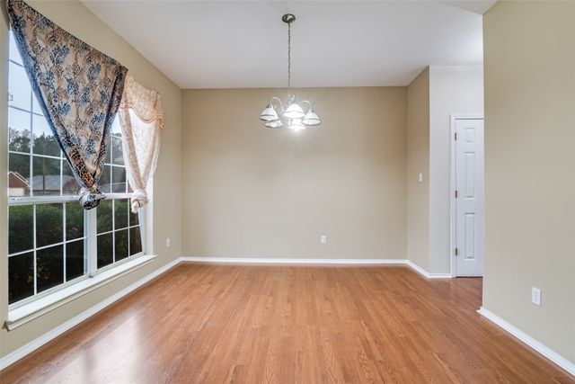 211 Ray Creek Drive, Longview, TX 75605