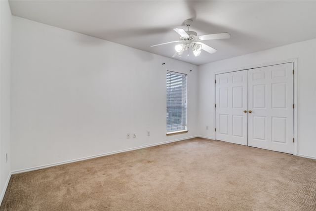 211 Ray Creek Drive, Longview, TX 75605