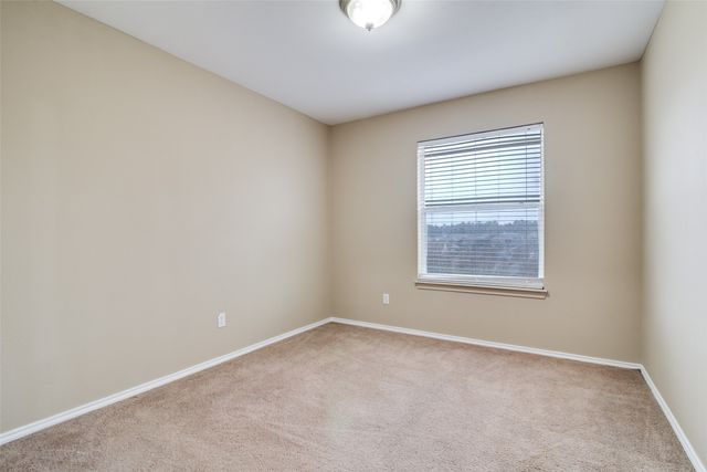 211 Ray Creek Drive, Longview, TX 75605