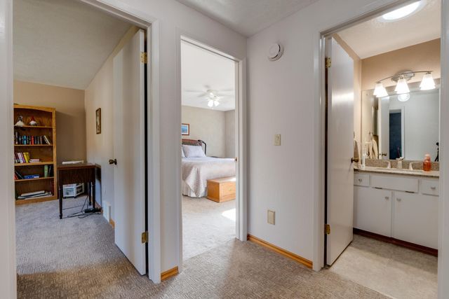 9513 W Nelson Dr, Nine Mile Falls, WA 99026