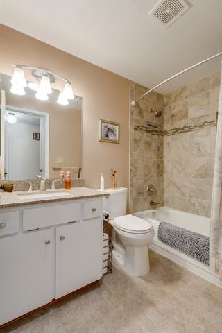 9513 W Nelson Dr, Nine Mile Falls, WA 99026