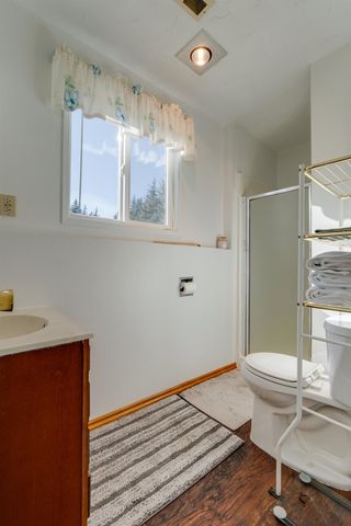 9513 W Nelson Dr, Nine Mile Falls, WA 99026
