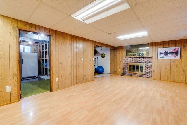 9513 W Nelson Dr, Nine Mile Falls, WA 99026
