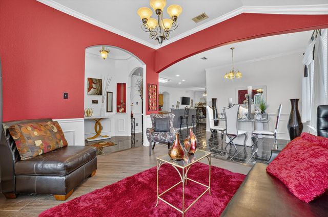 909 Trinity Drive, Lancaster, TX 75146