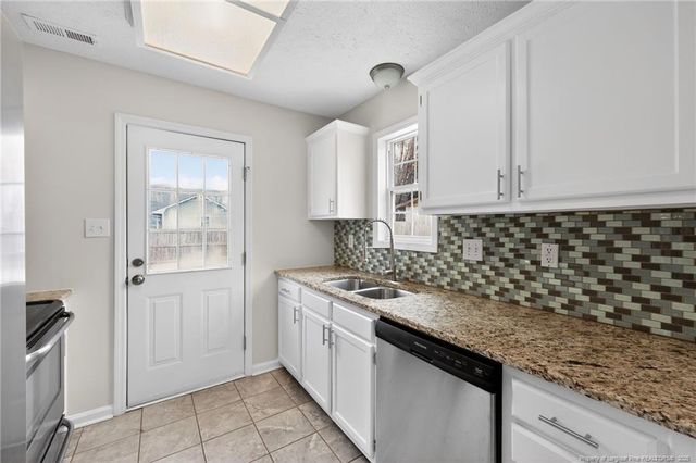 2928 Chillingworth Drive, Fayetteville, NC 28306