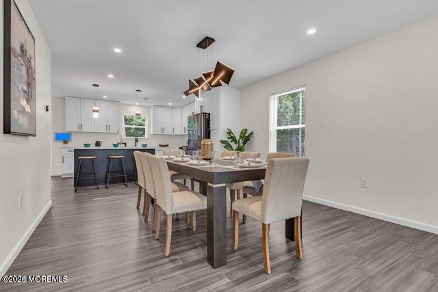 16 Second Lane, Manchester, NJ 08759