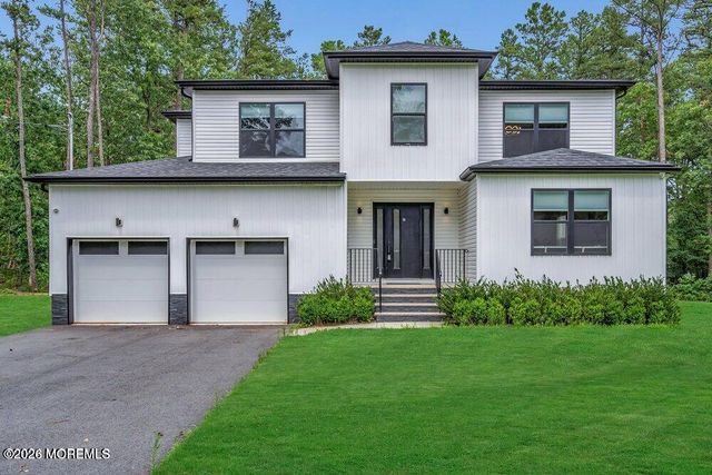 16 Second Lane, Manchester, NJ 08759