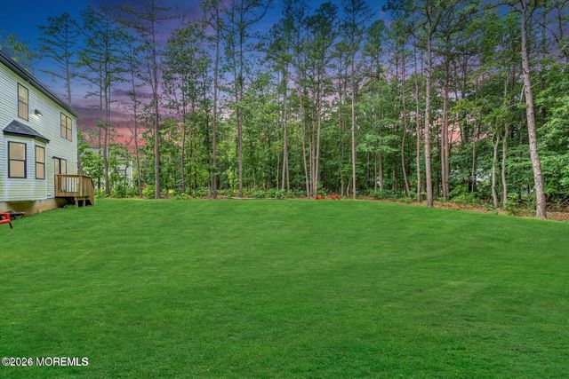 16 Second Lane, Manchester, NJ 08759