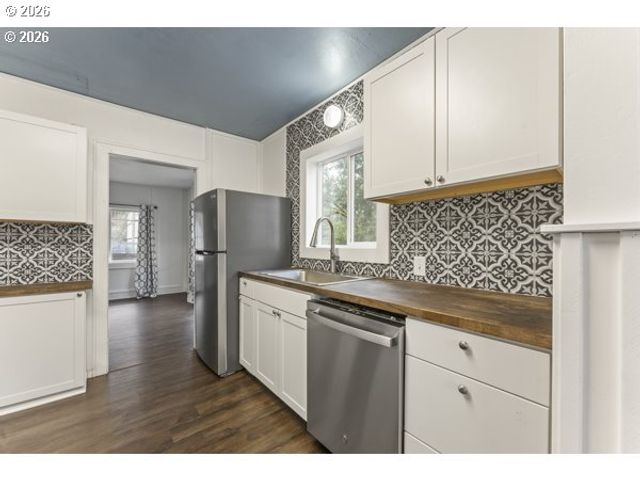 2664 12TH SE St, Salem, OR 97302