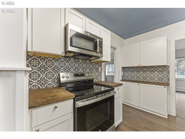 2664 12TH SE St, Salem, OR 97302