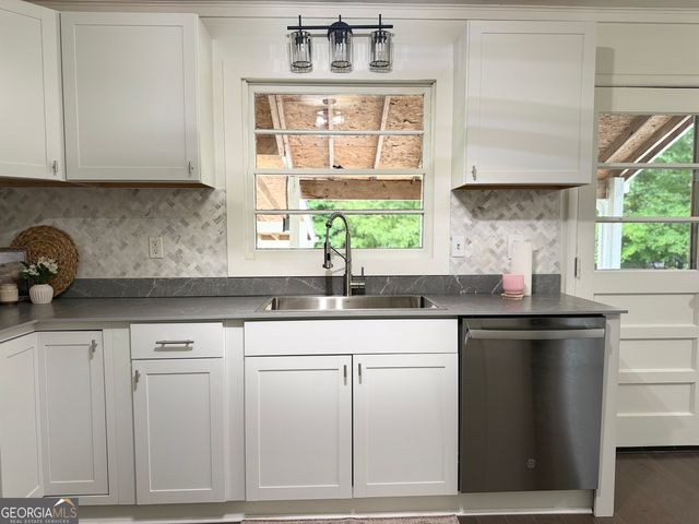 504 Abney Street, Lafayette, GA 30728