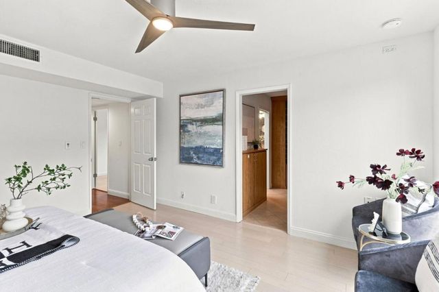 216 8th Avenue, San Mateo, CA 94401