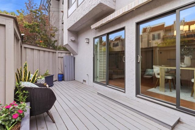216 8th Avenue, San Mateo, CA 94401