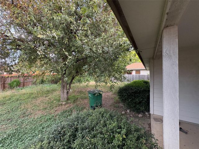 418 Bobcat Hollow, San Antonio, TX 78251