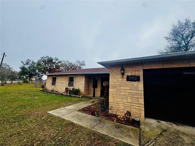 202 S BINGHAM STREET, Eagle Lake, FL 33839
