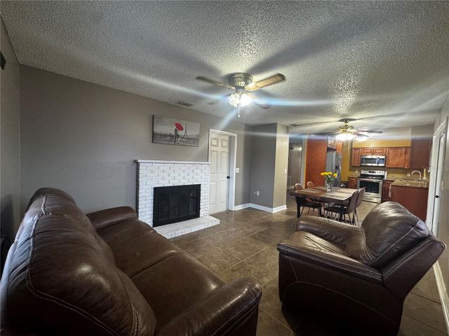 202 S BINGHAM STREET, Eagle Lake, FL 33839