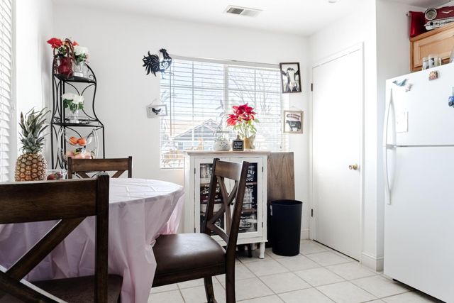 2062 Hastings Dr, Los Banos, CA 93635