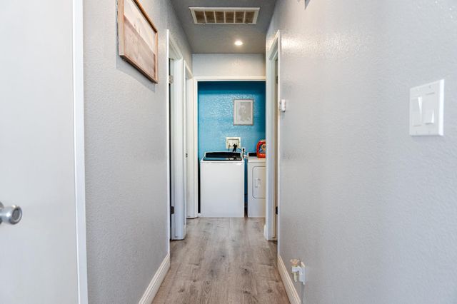 2062 Hastings Dr, Los Banos, CA 93635