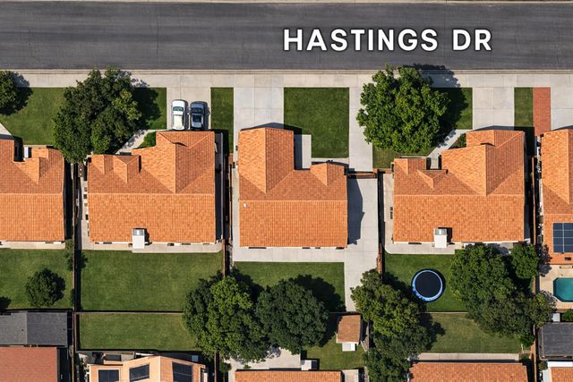 2062 Hastings Dr, Los Banos, CA 93635