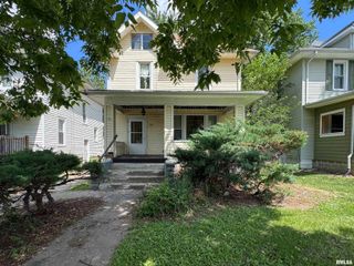 1208 N BOURLAND Avenue, Peoria, IL 61606