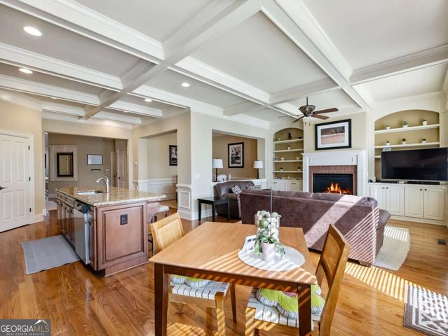 6947 FELLOWSHIP Lane, Flowery Branch, GA 30542