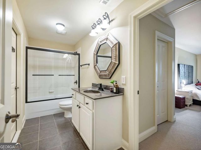 6947 FELLOWSHIP Lane, Flowery Branch, GA 30542
