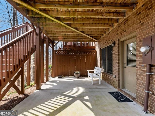 6947 FELLOWSHIP Lane, Flowery Branch, GA 30542
