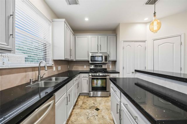 6422 Brazos Glen Lane, Richmond, TX 77469