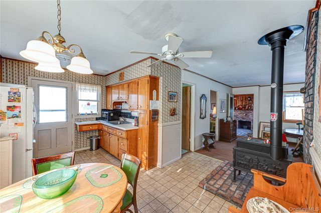 67 Edgewood Road, West Islip, NY 11795