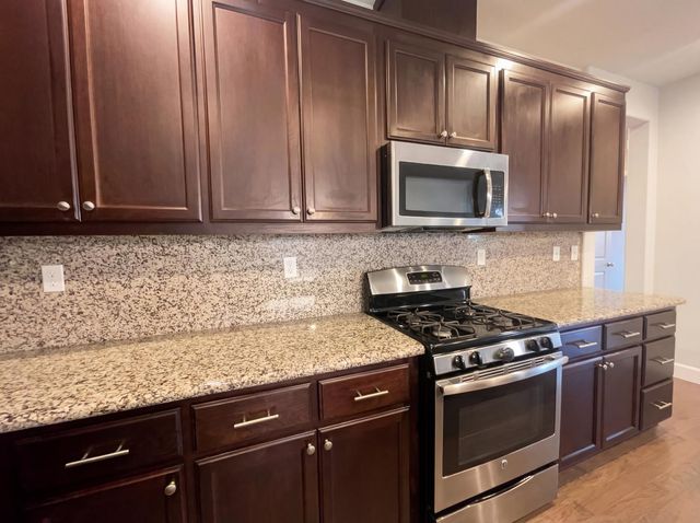 9908 Carico Way, Elk Grove, CA 95757