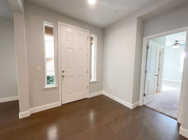 9908 Carico Way, Elk Grove, CA 95757