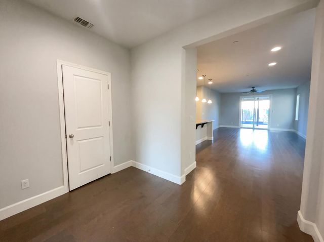 9908 Carico Way, Elk Grove, CA 95757