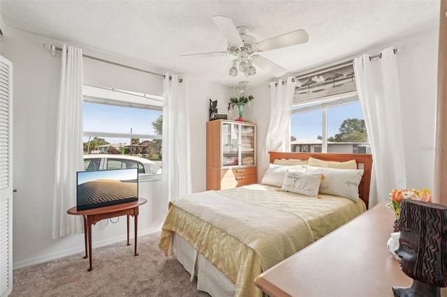 22359 MONTROSE AVENUE, Port Charlotte, FL 33952