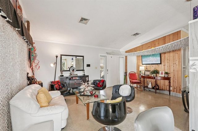 22359 MONTROSE AVENUE, Port Charlotte, FL 33952