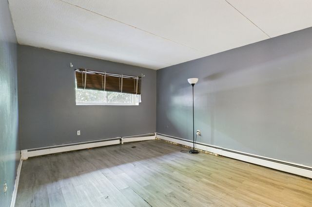 33 Mccormick Ter 39, Stoughton, MA 02072