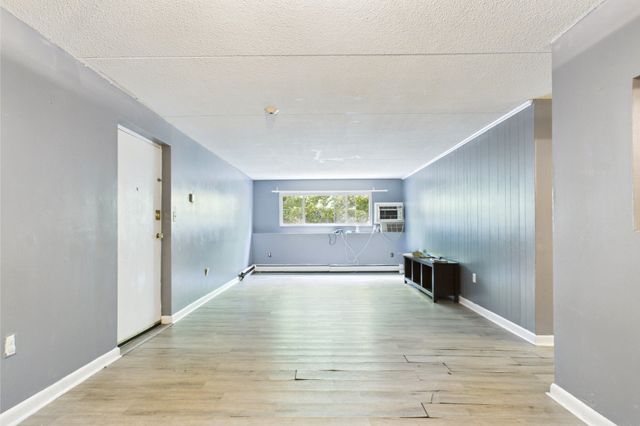 33 Mccormick Ter 39, Stoughton, MA 02072