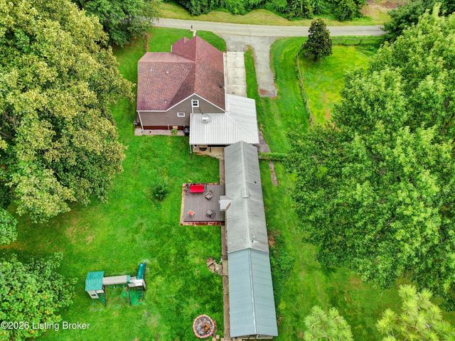 1516 Eskridge Ln, Louisville, KY 40216