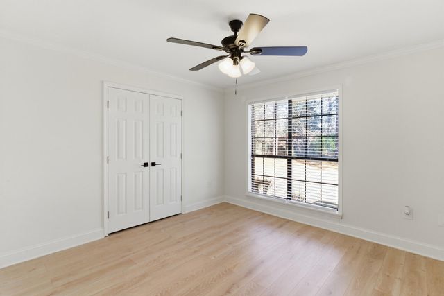 11 Twin Lakes Rd., Petal, MS 39465