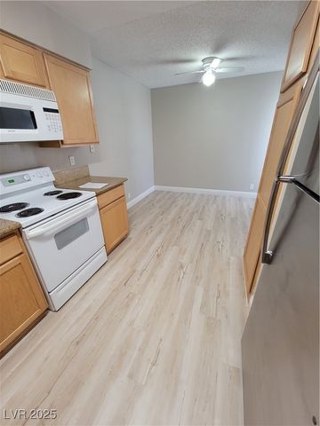 3151 Soaring Gulls Drive 2101, Las Vegas, NV 89128