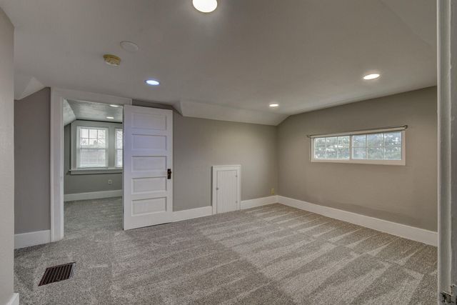 3445 3RD Avenue, Council Bluffs, IA 51501